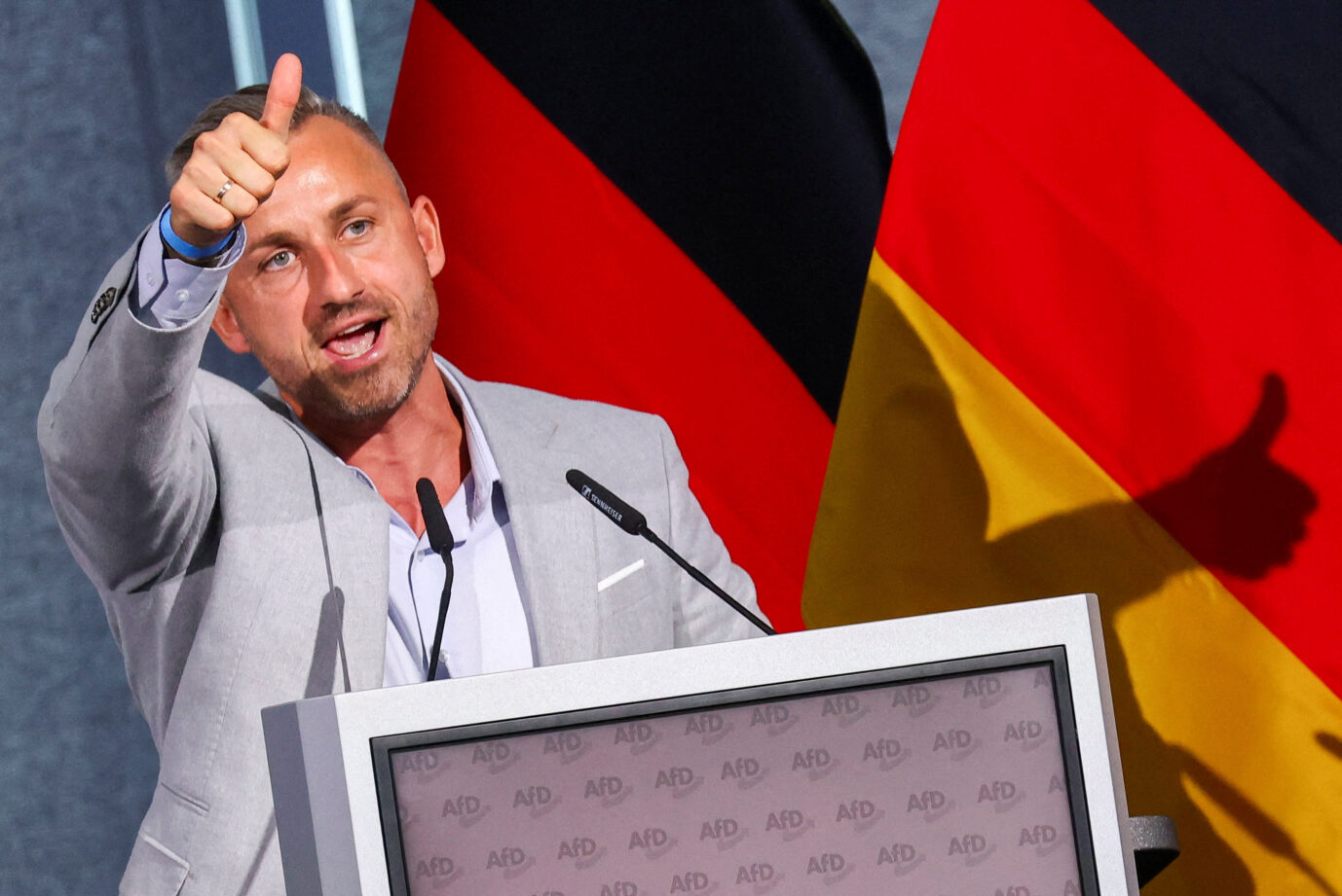 Und wieder verschläft die Antifa einen AfD-Parteitag