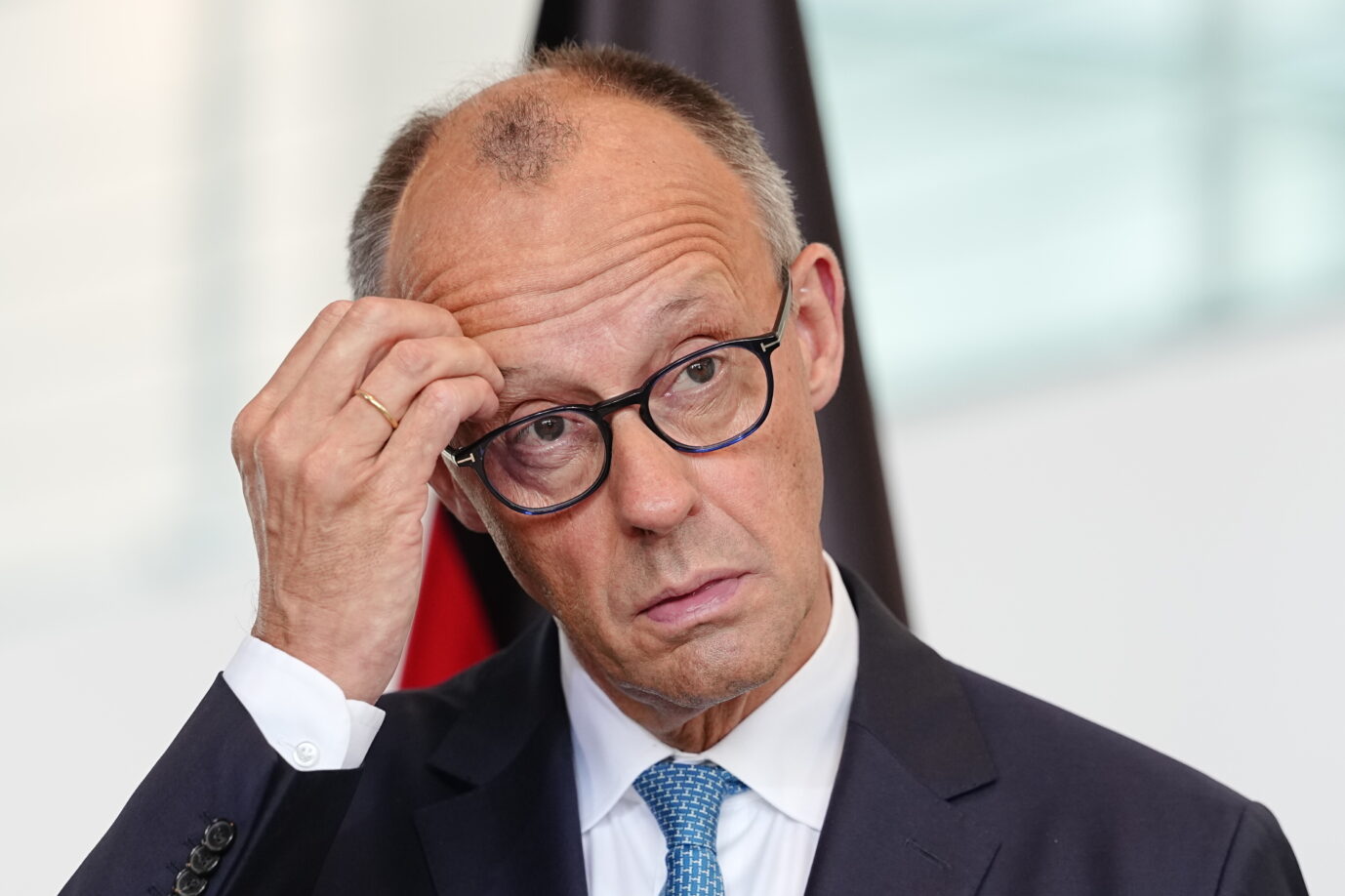Neuer Schock für Merz: Abstand zwischen AfD und Union wächst weiter
