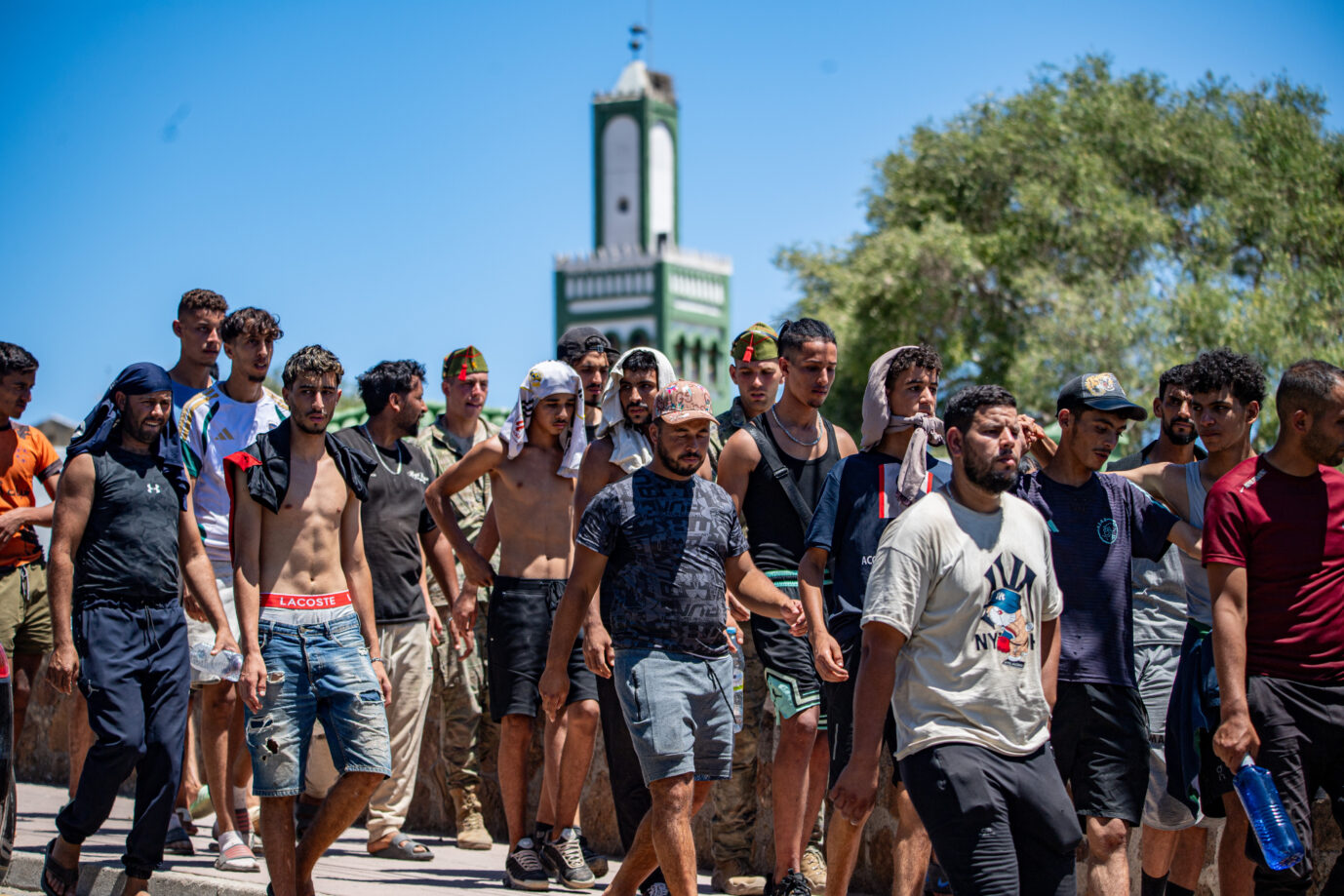 Offenbar zahlreiche Dschihadisten nach Ceuta gelangt