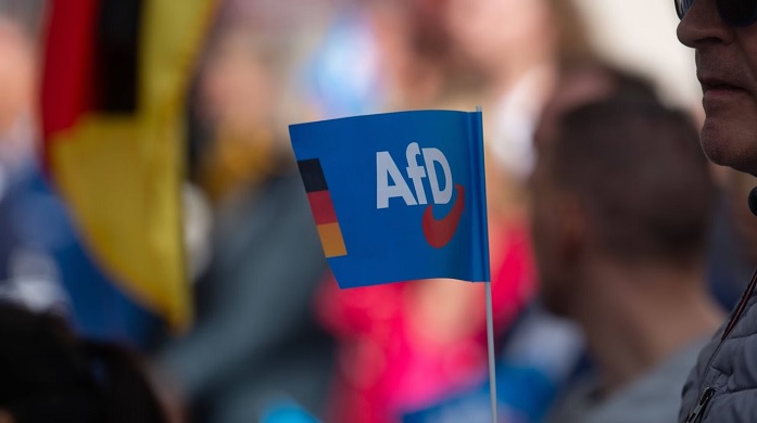 AfD kratzt an 30-Prozent-Marke – Abstand zur Union groß wie nie