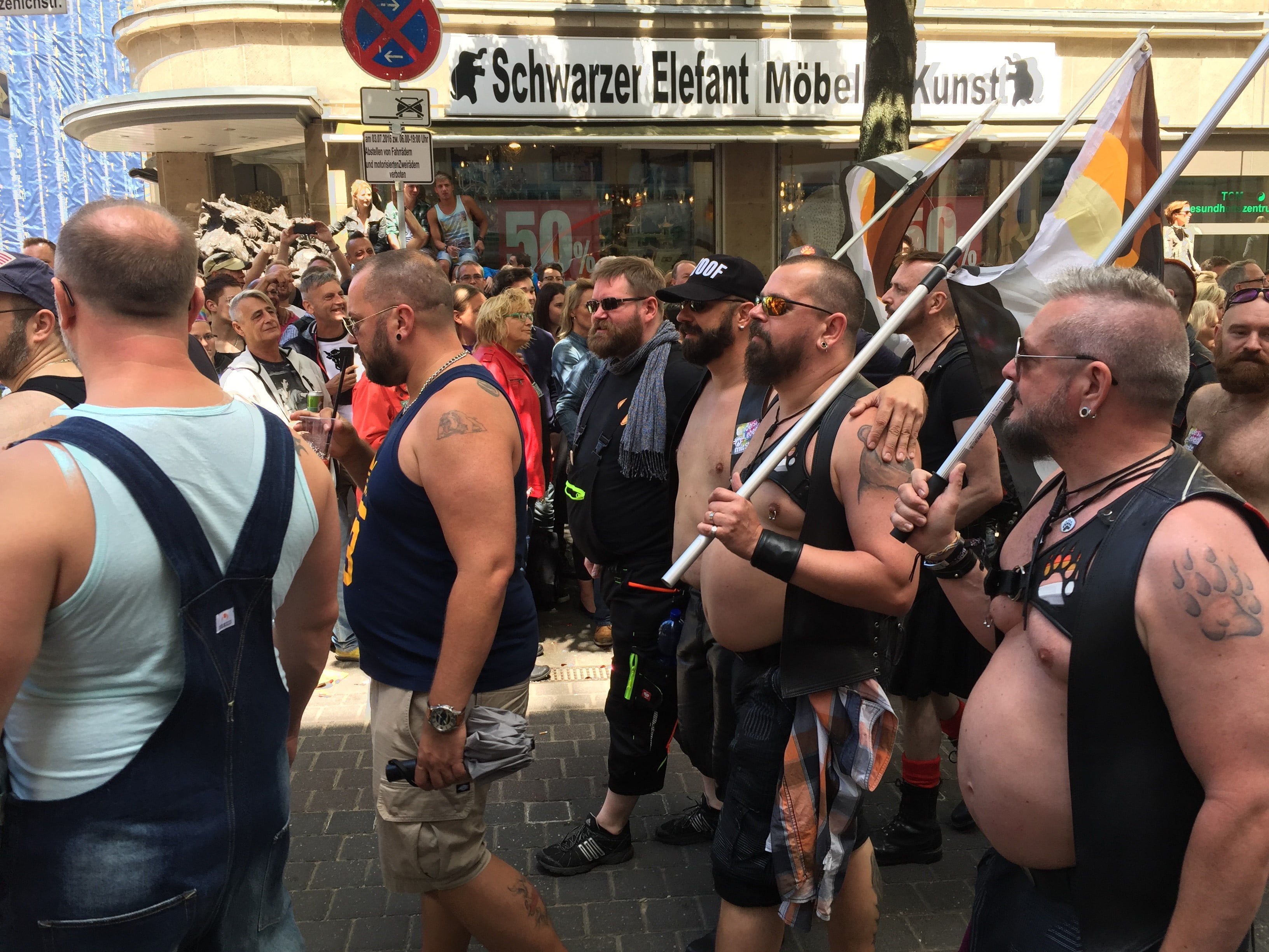 CSD Köln: Selbst mit Regenbogen bleibt die CDU unerwünscht